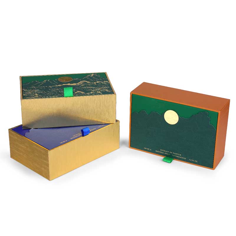 Folding Flip-Top Landscape Gift Box